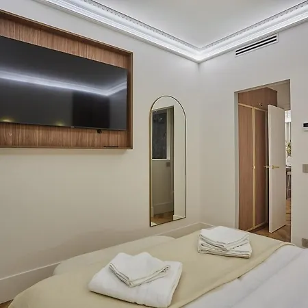 Matignon St Honore By Prestige Apartman